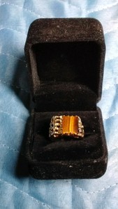 10K G F ring with Tiger Eye inlay