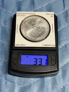 1993 Mexican 1 Onza Silver Libertad coin.