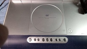 LCD TV  DVD combination player - works