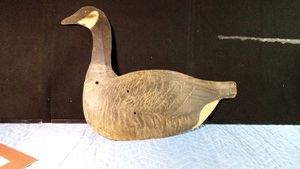 1930s-1940s Vintage William R Johnson waxed cardboard folding goose decoy