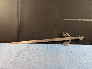 Decorative replica of the Tizona, one of the legendary swords attributed to the 11th-century Spanish knight Rodrigo Daz de Vivar, famously known as El Cid - see description for more info