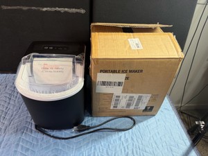Portable Ice Maker New in the Box - Intertek - Model IM-12E