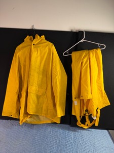 Boss Polyester Rain Suit - Jacket and Bibs - Size XXX-Large