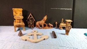 Lot of wooden items