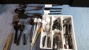 Drawer organizer of kitchen utensils