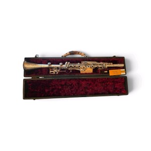 Valued at $350 Vintage Windsor clarinet, manufactured in Elkhart, Indiana, U.S.A.