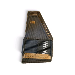 Vintage Oscar Schmidt Autoharp, 12-chord, 36-string model from the mid-20th century.