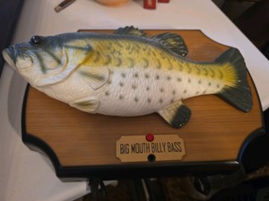 Vintage 1999 Big Mouth Billy Bass singing fish wall decoration