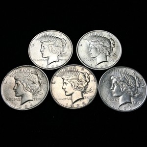 Lot of (5) total United States Peace Dollars - 90% Silver 1922-1926