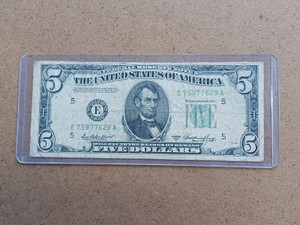 Vintage 1950A Series $5 Federal Reserve Note - Chicago (E) Green Seal
