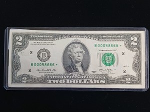 Series 2013 $2 Two Dollar Federal Reserve Star Note - Crisp Condition