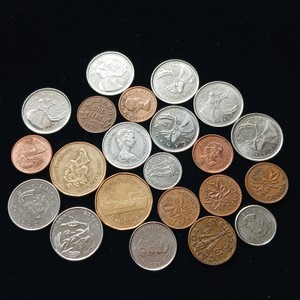 Lot of 22 Vintage & Modern Canadian Coins 1929 King George V Large Cents, Commemorative 25� & Dollars