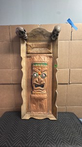 Custom decorative Polynesian-style Tiki face wall art