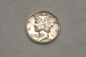 1945 MERCURY DIME
