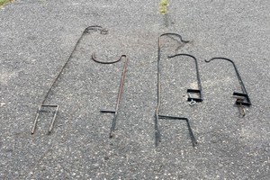 GROUP OF 5 SHEPHERDS HOOKS