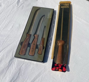 BRAND NEW CHICAGO CUTLERY KNIVES
