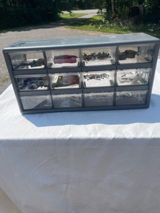 SMALL PARTS ORGANIZER