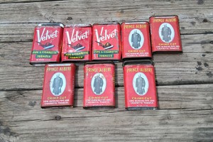 VINTAGE TOBACCO TIN LOT