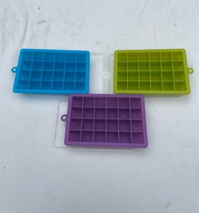 SILICONE ICE CUBE TRAYS