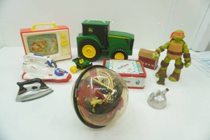 Vintage & Modern Toys