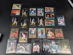 Vintage Baseball Card Mixed Lot - Clemens, Thomas, Sosa, Bonds & More