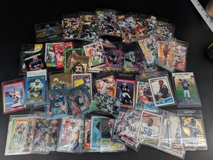 Mixed Lot Football Cards Topps, Score, Upper Deck, Fleer, Pinnacle