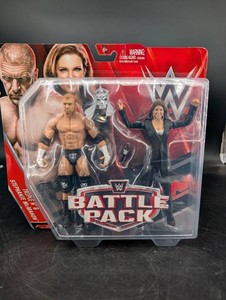 WWE Battle Pack Triple H & Stephanie McMahon Figure Set DJR98