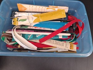 Mixed Lot Vintage Sewing Notions, Zippers & Yarn