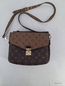 Louis Vuitton Monogram Crossbody Shoulder Bag
