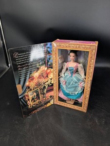 Vintage Hallmark Fair Valentine Barbie Special Edition Doll