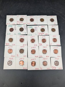 Lincoln Cent Variety Collection - Wheat & Memorial Cents (Lot of 25)