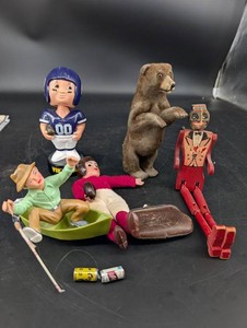 Vintage Mixed Toy & Novelty Figure Group (8 Pieces)