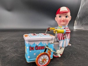 Vintage Tin Ice Cream Vendor Tricycle Toy 260 MS 405