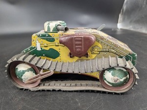 Vintage Marx Toys Wind-Up Tank Toy