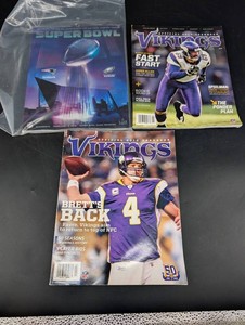 Vintage Minnesota Vikings Yearbooks & Super Bowl LII Program 3-Piece Mixed Lot