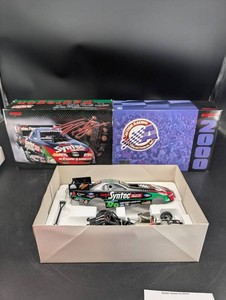 Vintage Tony Pedregon Castrol Syntec 2000 Mustang Funny Car 124 Limited Edition
