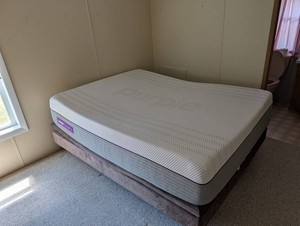 Purple Premier 4 Mattress & Adjustable Bed Base With Remote