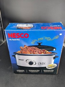Nesco 6-Qt Roaster Oven With Non-Stick Cookwell