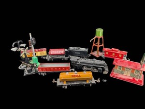 Vintage Lionel Train Cars & Accessories 11-Piece Mixed Lot