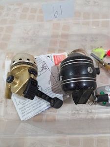 2 Fishing Reels