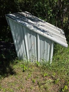 40x40 Steel Insulated Dog House
