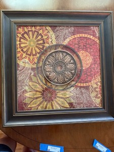 Framed Floral Medallion Wall Art Decor in Dark Bronze Tone Frame