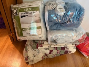 Mixed Bedding Lot Quilt Set King Mattress Pad Electric Blanket