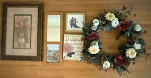 Decorative Wall Art & Floral Wreath Mixed Home Decor Lot Set