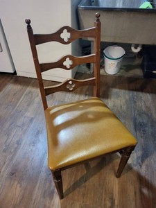 Vintage Wood Clover Cutout Ladder Back Chair Mustard Vinyl Seat