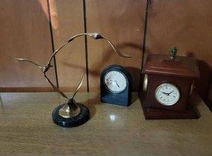 Vintage Brass Seagull Sculpture Wooden Desk Weather Station Clocks