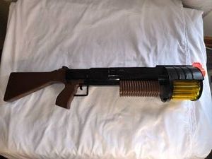 2006 ERTL Rapid fire Dart gun