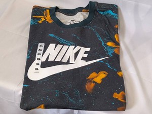 Nike mens XL floral all over print graphic T-Shirt