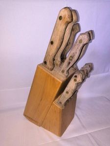 10-Piece Vintage wooden handle steak knife set with block
