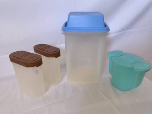 VINTAGE Tupperware Brand Spice Shakers, Deli Keeper, and Creamer